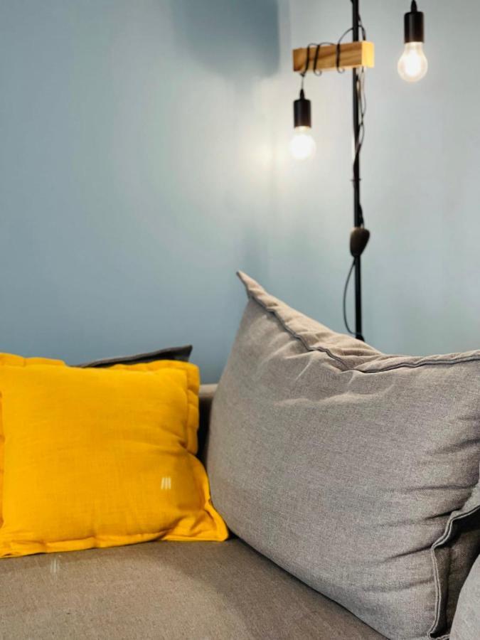 Bright Apartment In A New Building With Garage 투르 외부 사진